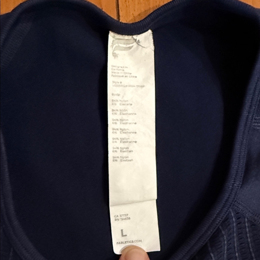 Fabletics Navy top - Picture 2 of 9